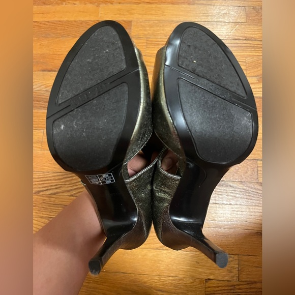 NINE WEST METALLIC SILVER GRAY STILETTOS SIZE 7 1/2 M - Picture 5 of 7